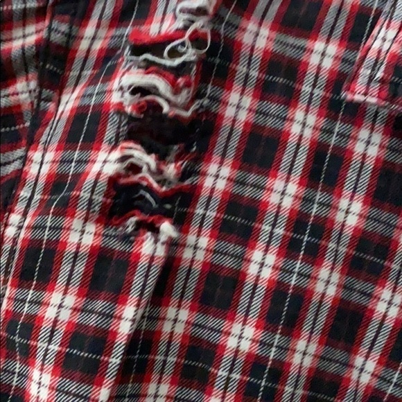 Lightly used LF FURST OF A KIND FLANNELBUTTON DOWN - Picture 4 of 8